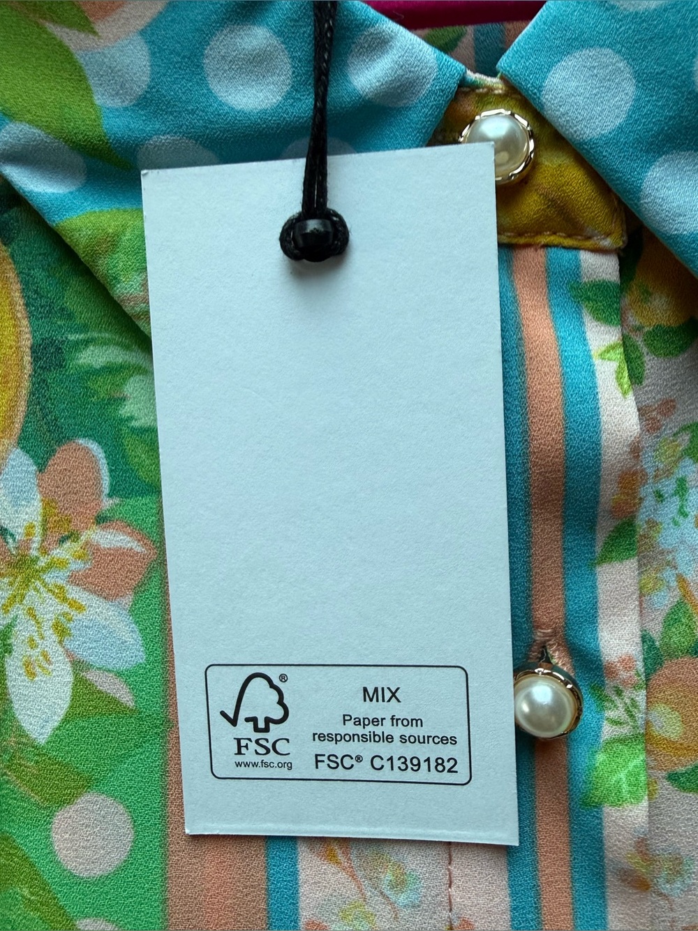 Rose & Olive Yellow Green Blue Fruit-Print Button Down Shirt - Picture 6 of 16